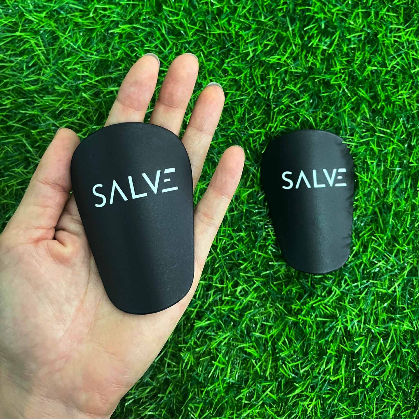 SALVE Mini Shin Pads Säärisuojat, 8x5cm